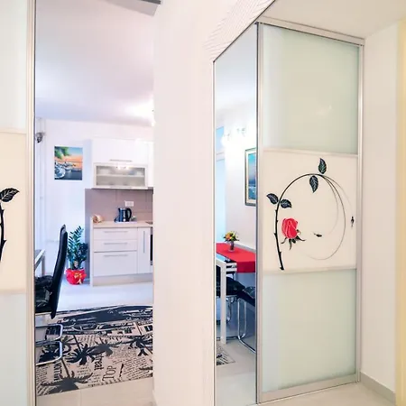 Full Equipped Flat Close To شقة *