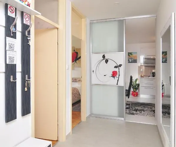 Full Equipped Flat Close To *