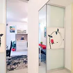 Full Equipped Flat Close To Apartman *