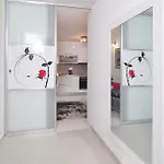 Full Equipped Flat Close To Apartman *