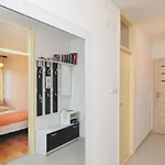 Full Equipped Flat Close To Apartman *